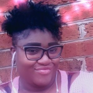 Meet your Posher, Takisha